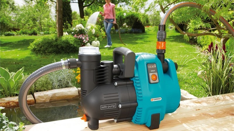 Автоматический напорный насос GARDENA 5000/5E LCD Comfort