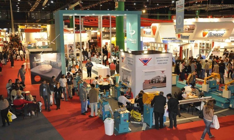 Материалы для строительства и создания интерьеров на BATIMAT RUSSIA