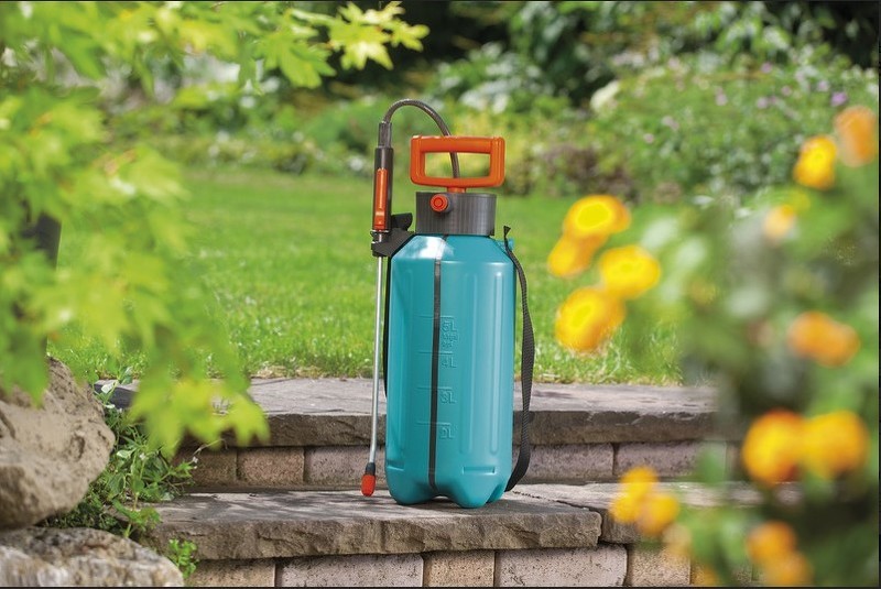 опрыскиватель GARDENA 822