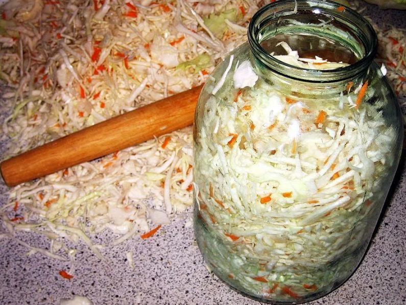Приготовление маринованной капусты не займет более получаса